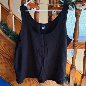 Old Navy black camisole, 100% rayon, size L.